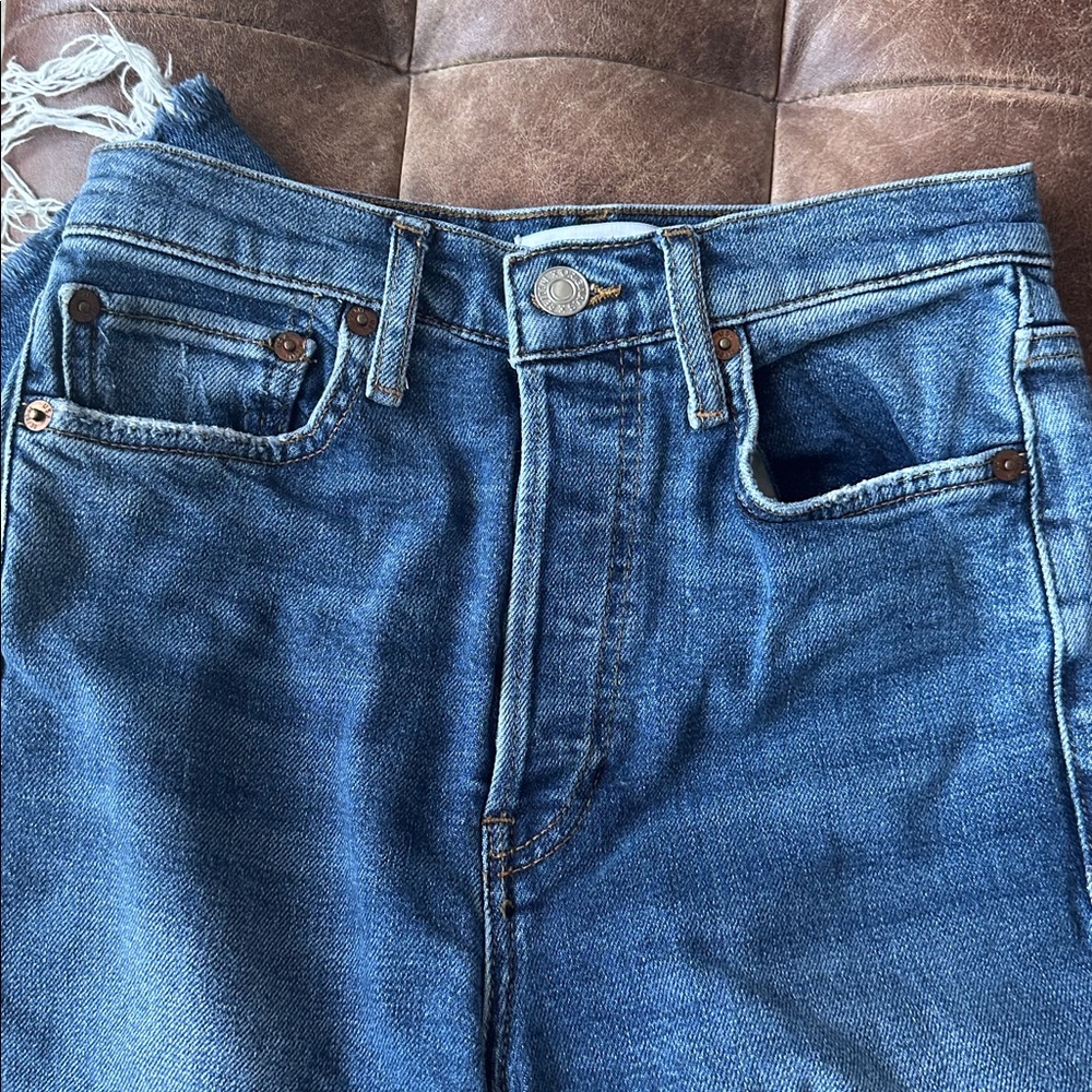Re/Done High Rise Destroyed Jeans - Picture 5 of 14